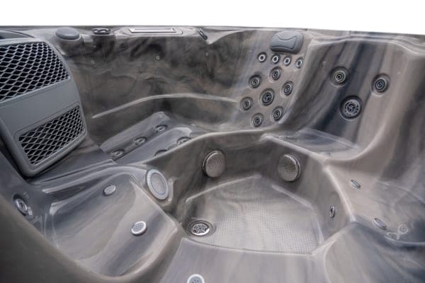 KuusiTwo hot tub — photo 6
