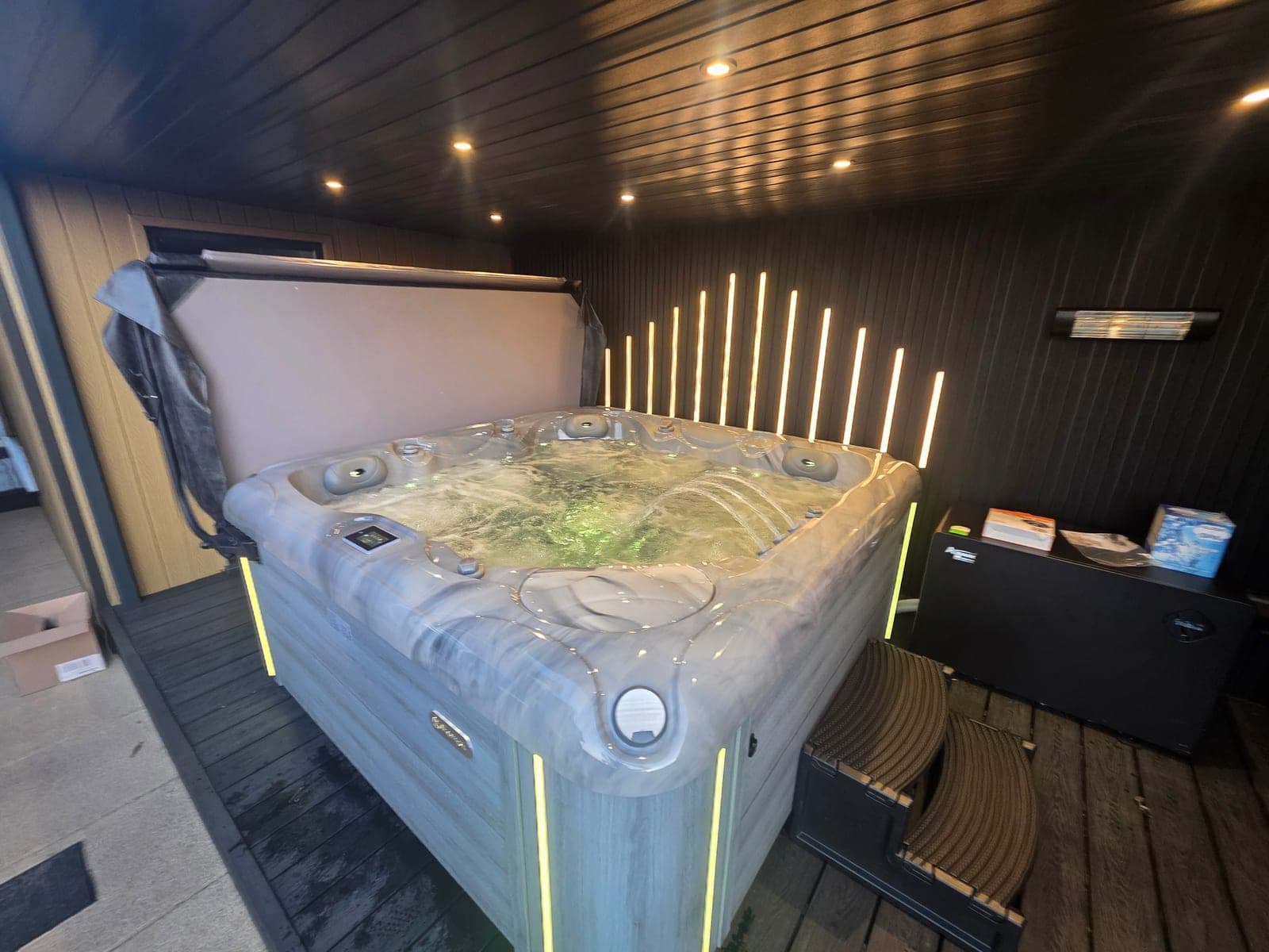 Thermals Ruby Pro hot tub — photo 9