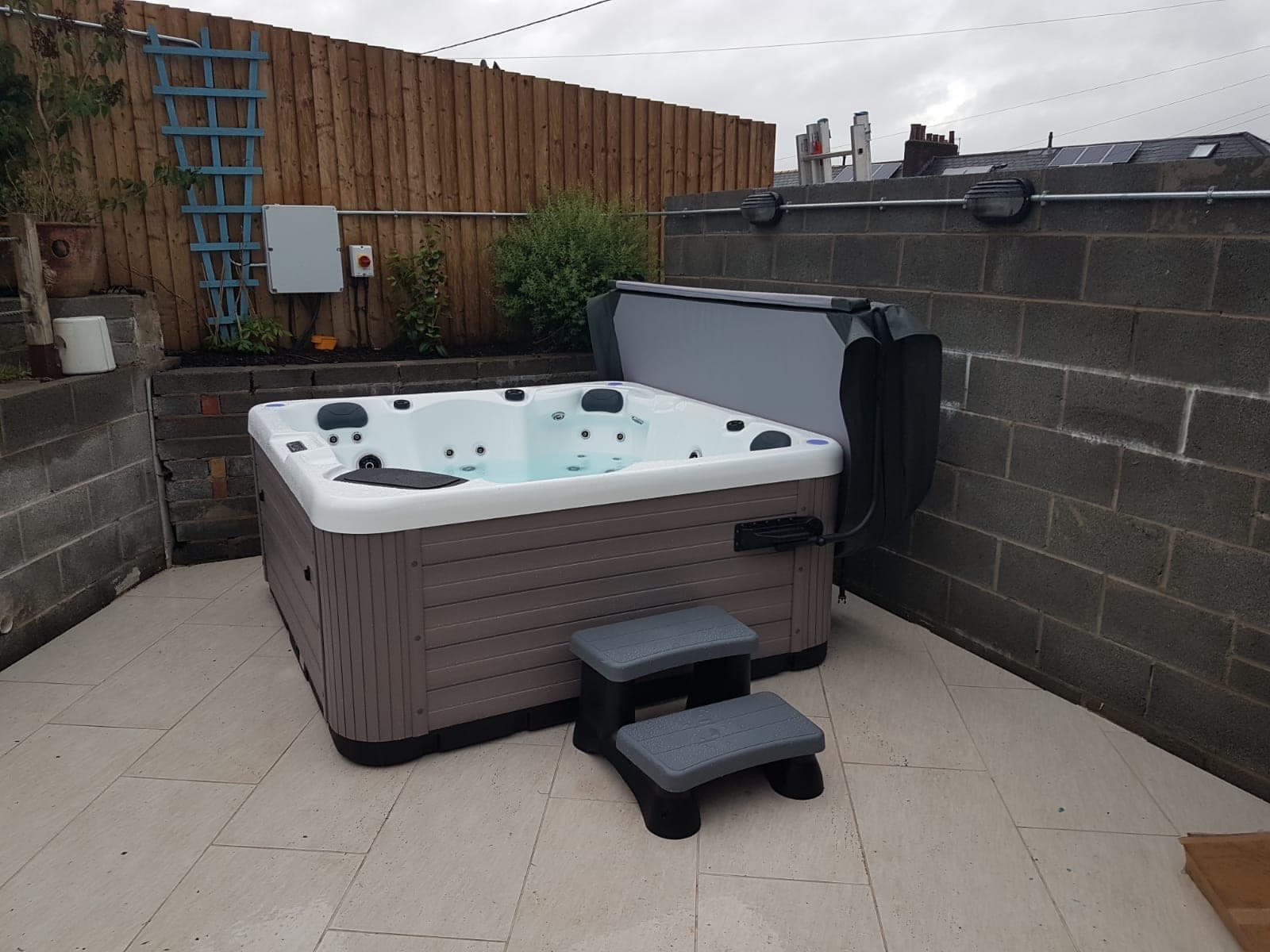 Galaxy Hot Tub-11